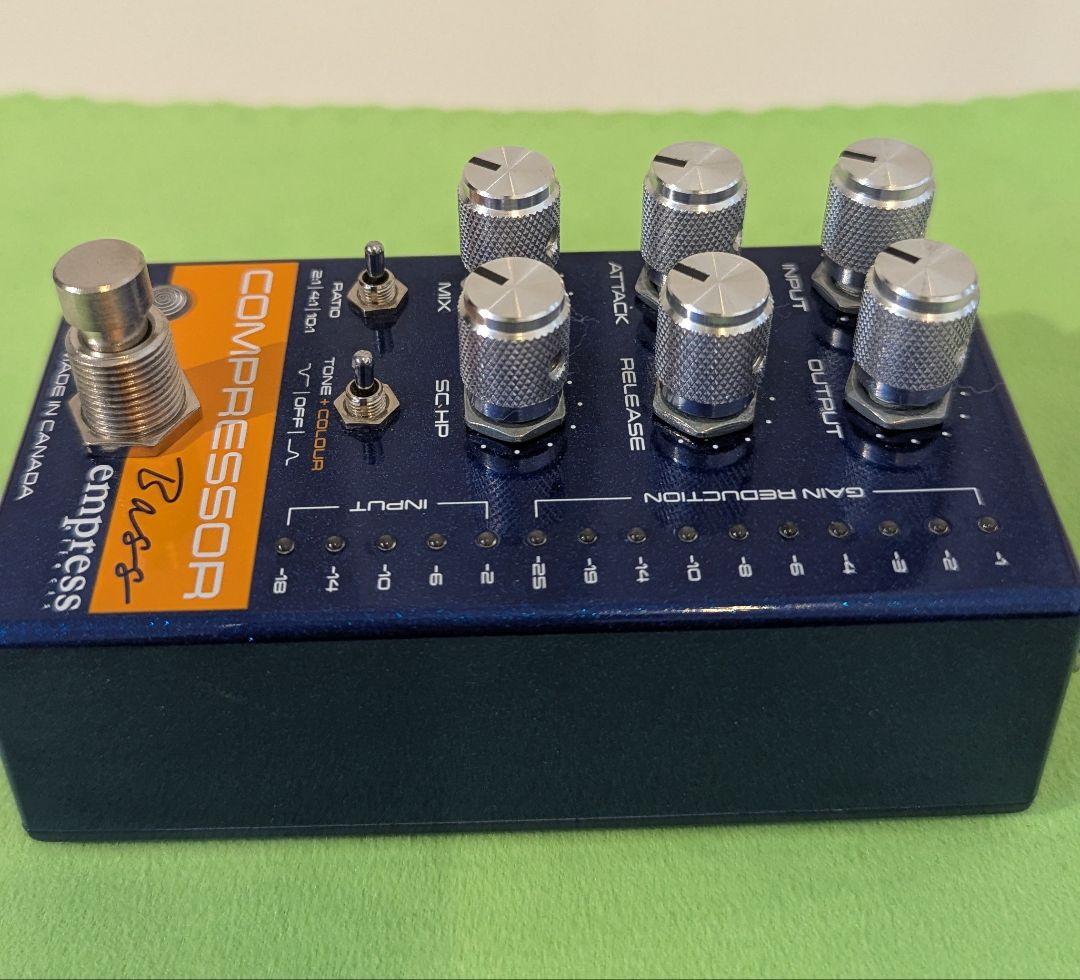 ベース Empress Effects / Bass Compressor Blue