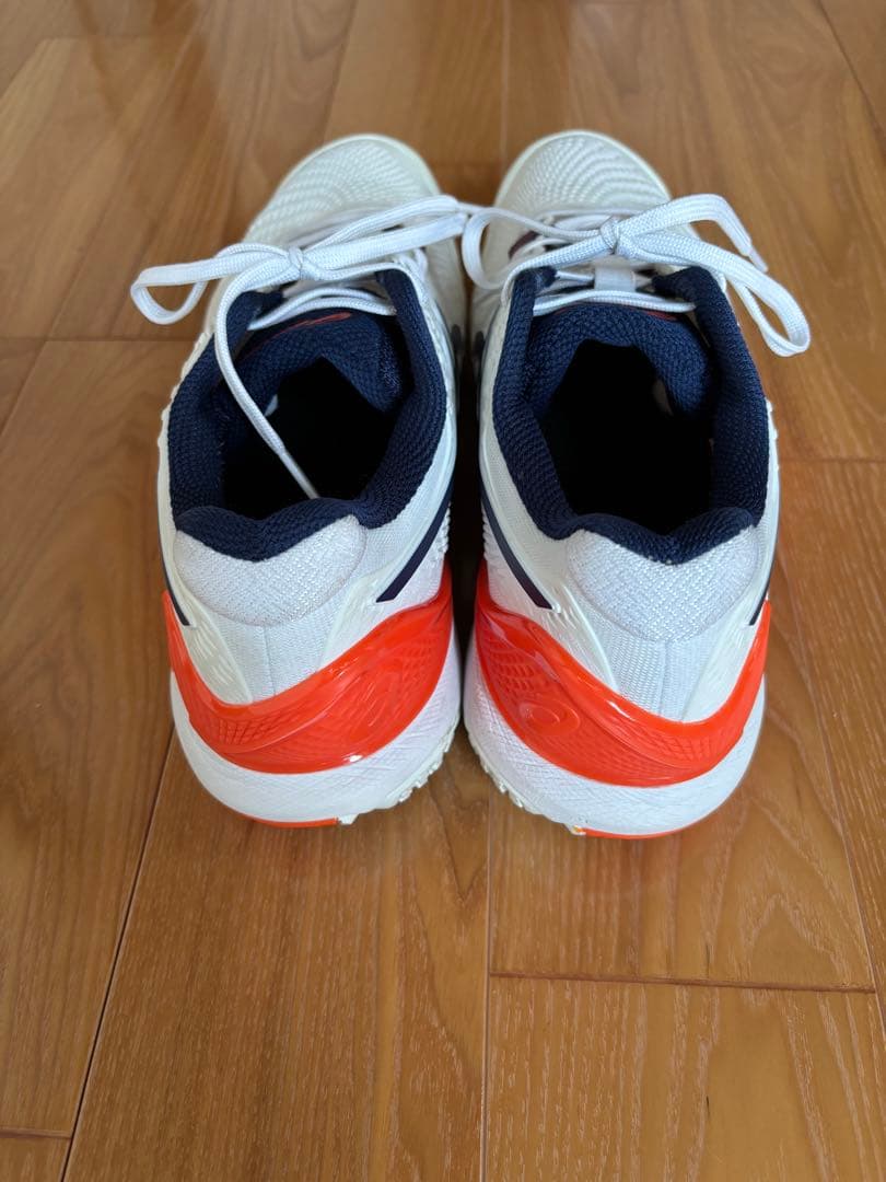 超美品アシックス ゲルレゾリューション 9 オムニクレー用シューズ 26.5ｃｍ