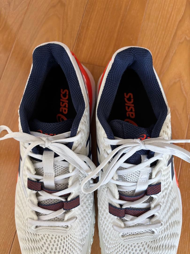 超美品アシックス ゲルレゾリューション 9 オムニクレー用シューズ 26.5ｃｍ