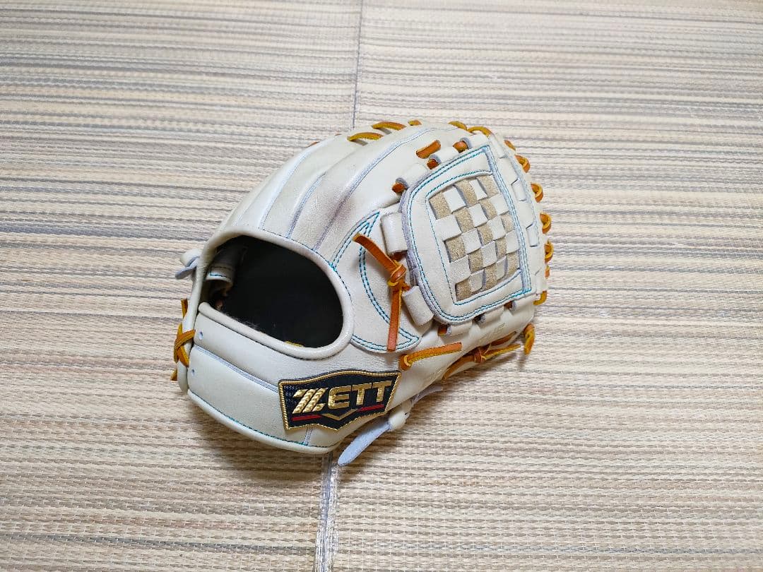 ZETTプロステイタスSE　軟式用グローブ（源田モデル236型）