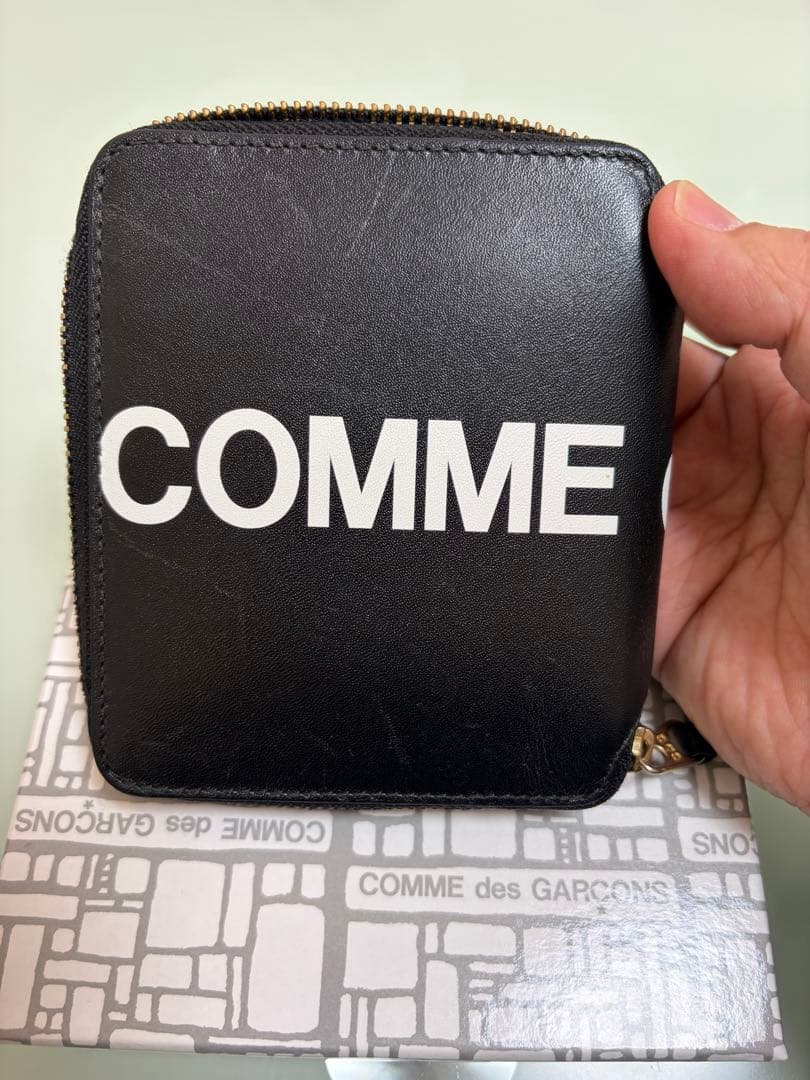 美品 COMME des GARÇONS 黒 二つ折り財布