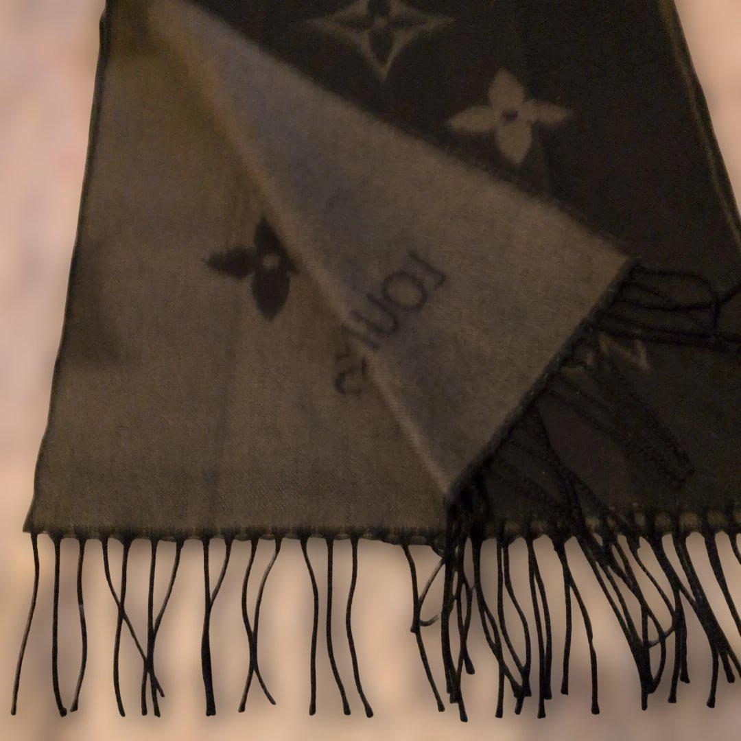 LOUIS VUITTON 　マフラー　グリーンかかった茶