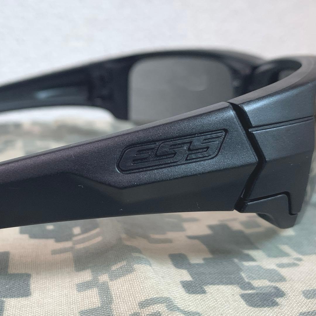 名作◯ESS CROWBAR サングラス 2レンズ ブロンズ&スモーク 黒