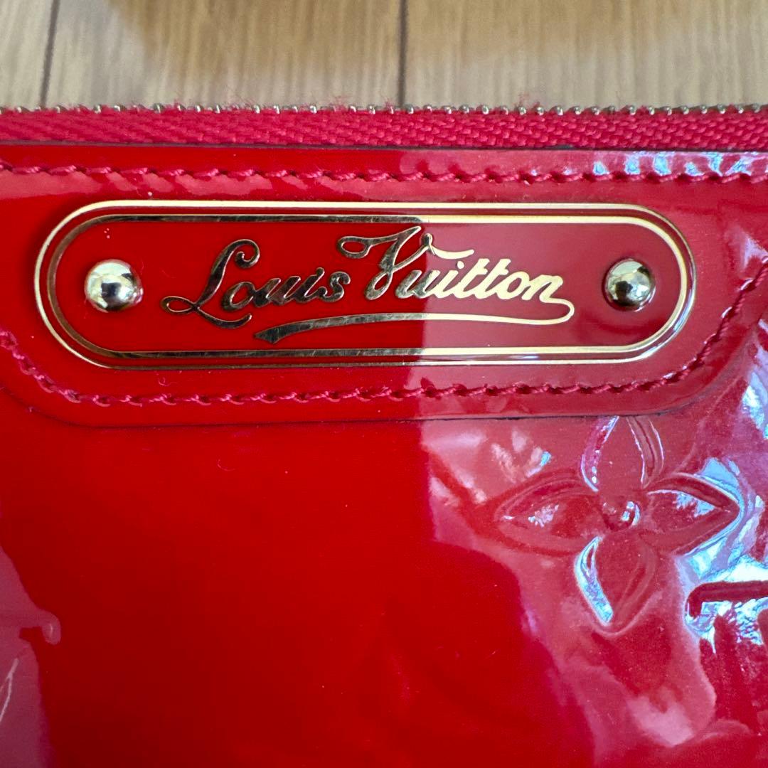 Louis Vuitton 赤 エナメル キーケース