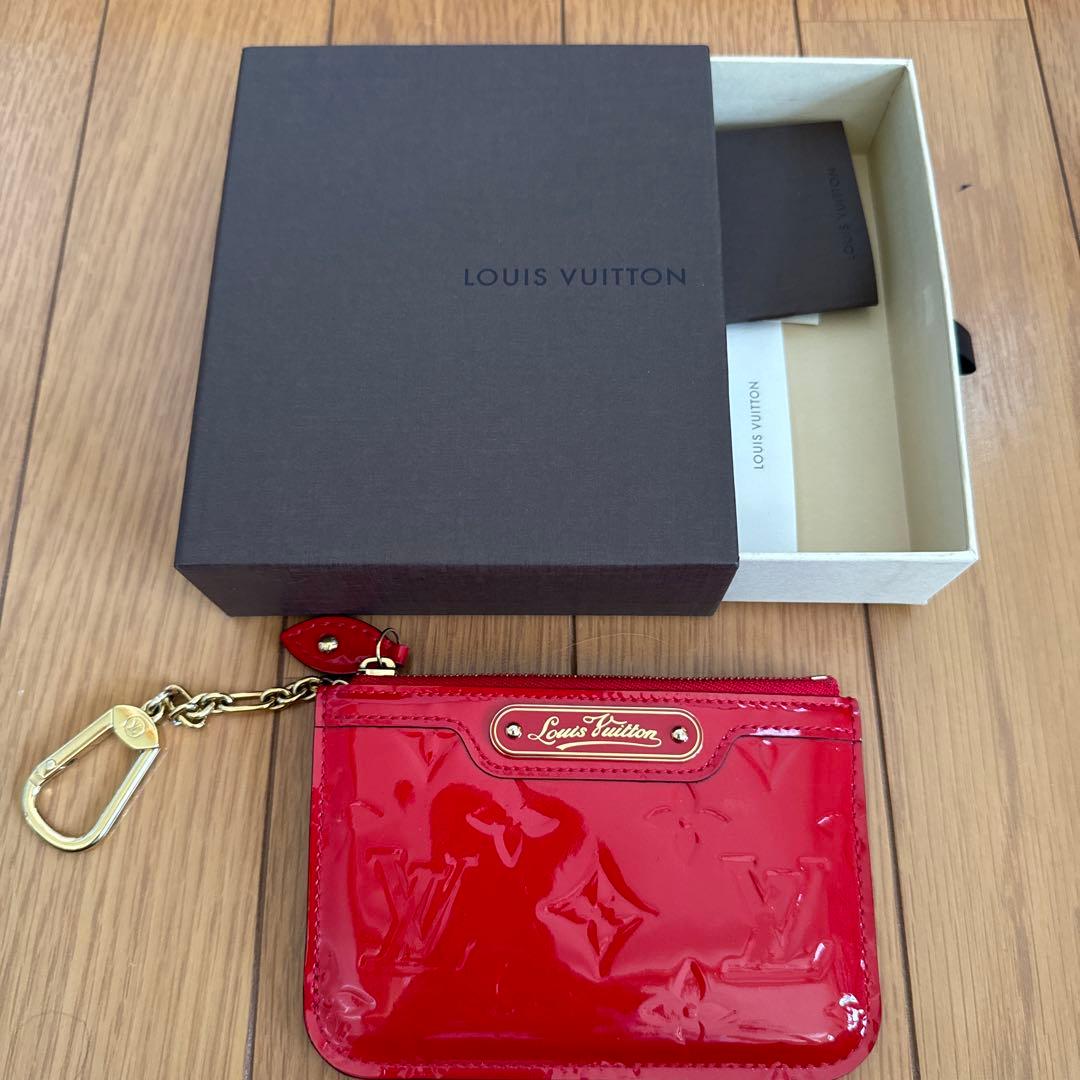 Louis Vuitton 赤 エナメル キーケース