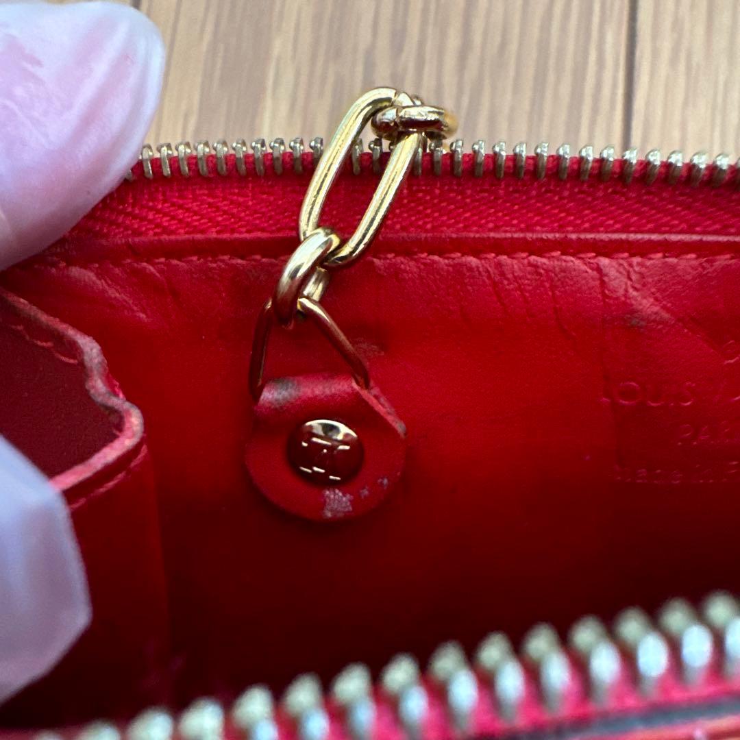 Louis Vuitton 赤 エナメル キーケース