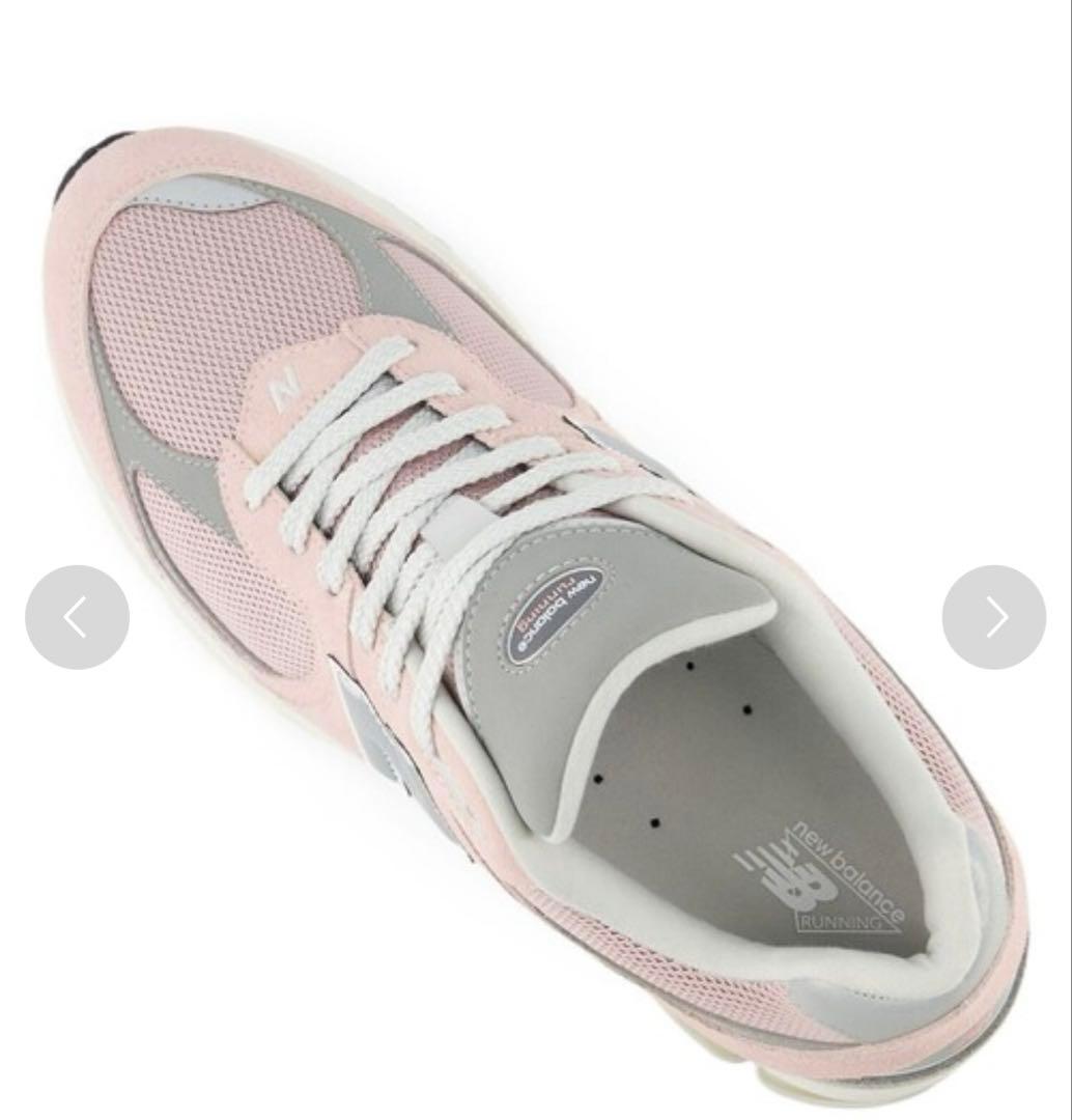 ニューバランス　M2002 スニーカー　ピンク