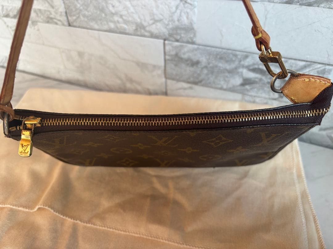 ※ みこ LOUIS VUITTON アクセソワール アクセサリーポーチ