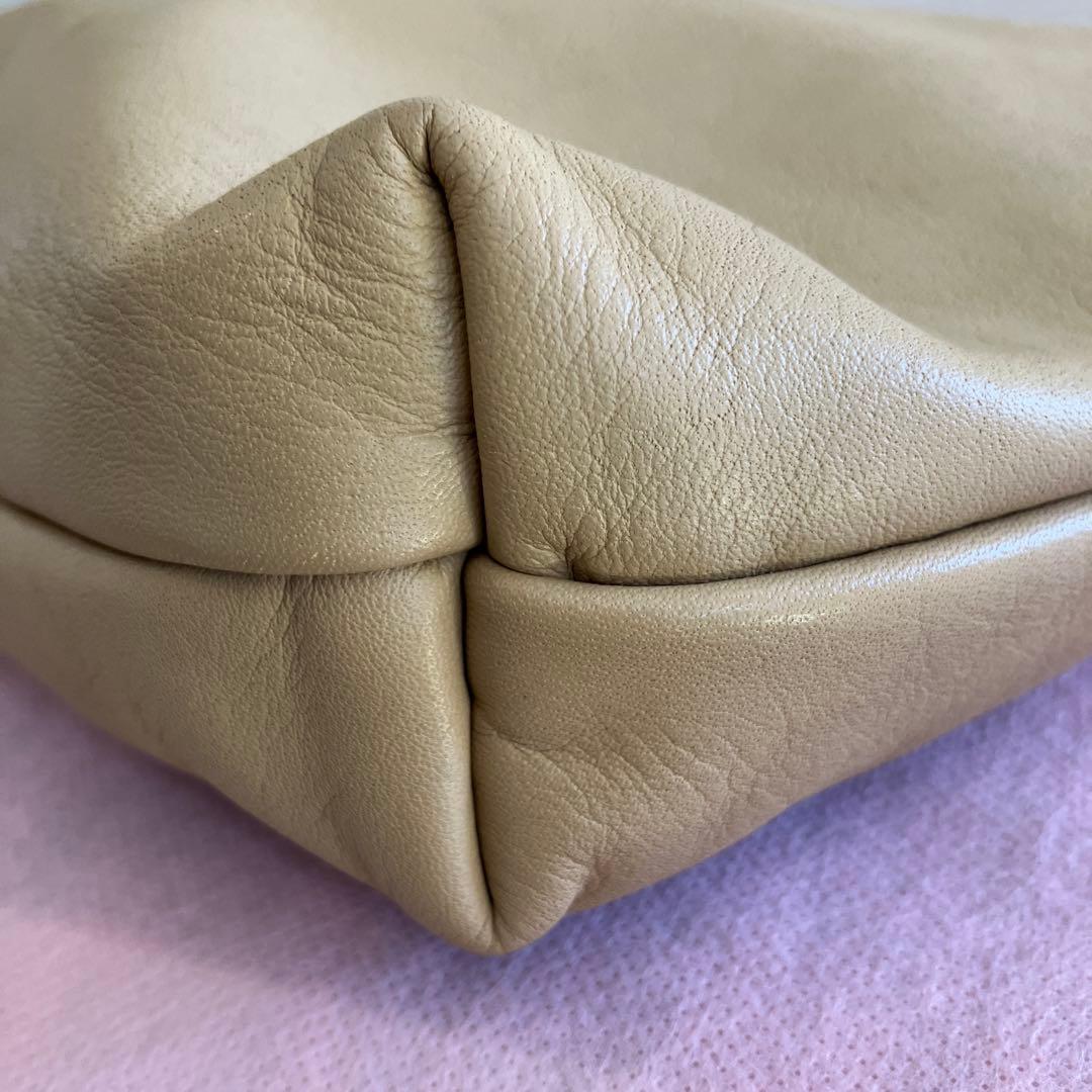 ☆最終お値下げ☆gemeil レザーワンハンドルバッグ　新ベージュ☆☆出品今日迄