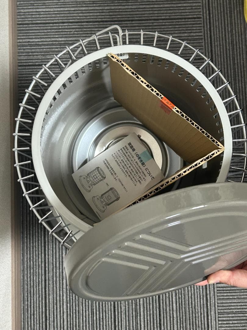 トヨトミ KS-67H(W) 対流形石油ストーブ 新品未開封品 説明書わけあり