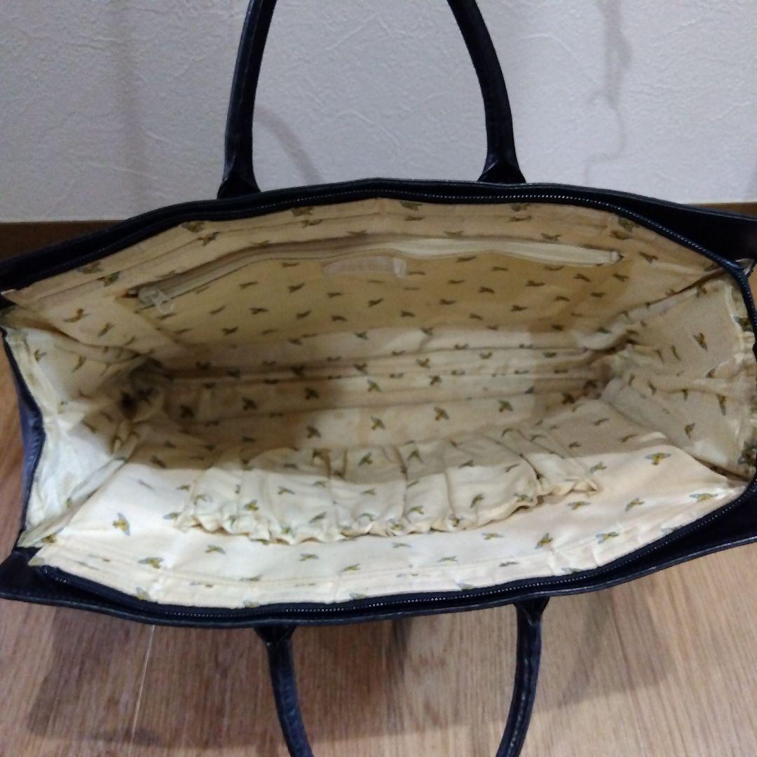 ヴィヴィアン・ウエストウッド　トートバッグ　オーヴ