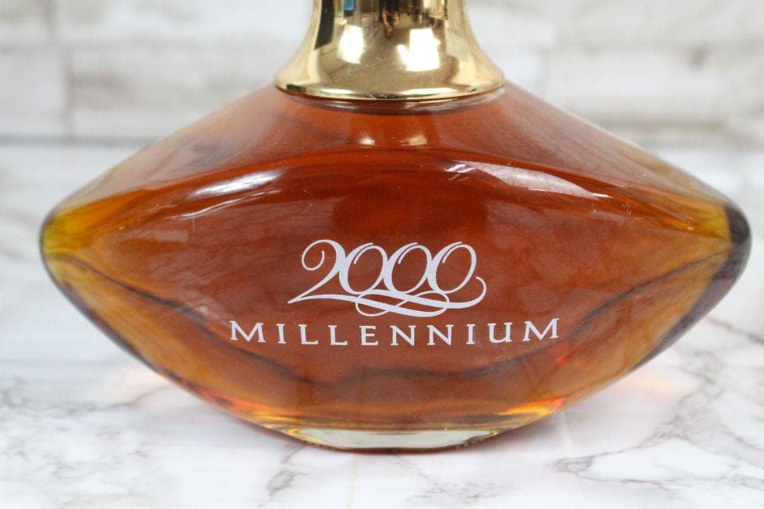 ♡サントリーピュアモルトウイスキー ミレニアム2000 箱付