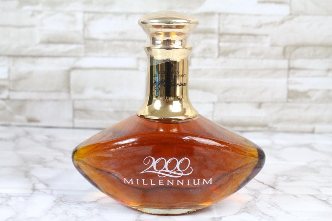 ♡サントリーピュアモルトウイスキー ミレニアム2000 箱付