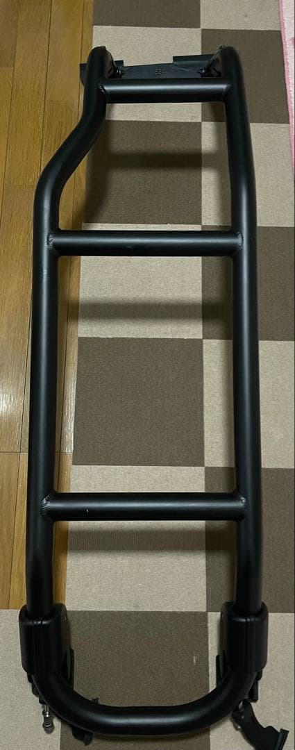 プラド150 リアラダー　terzo リアラダーマットブラック　たー