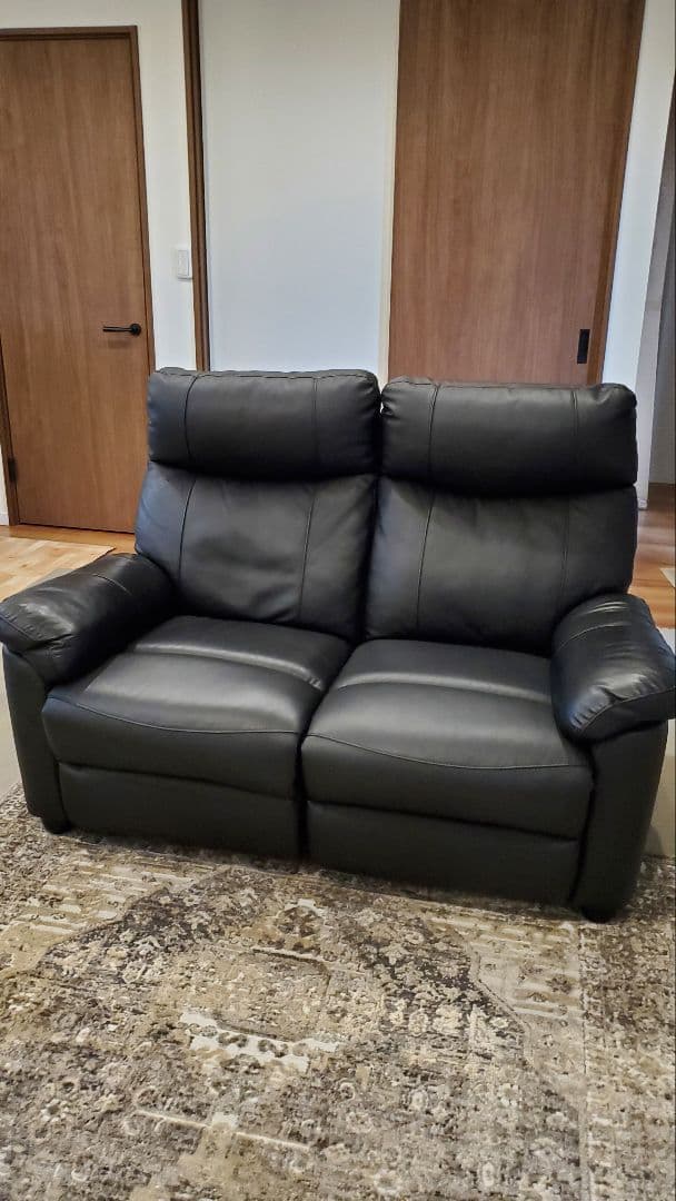 よし様　ニトリ　グラッゼ電動リクライニング　2人掛けソファ　 黒