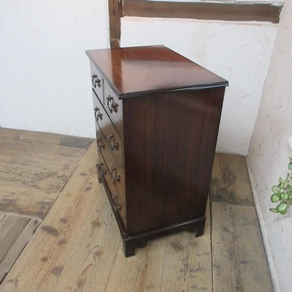 イギリス アンティーク 家具 チェスト 4段引き出し 店舗什器 収納 6815d