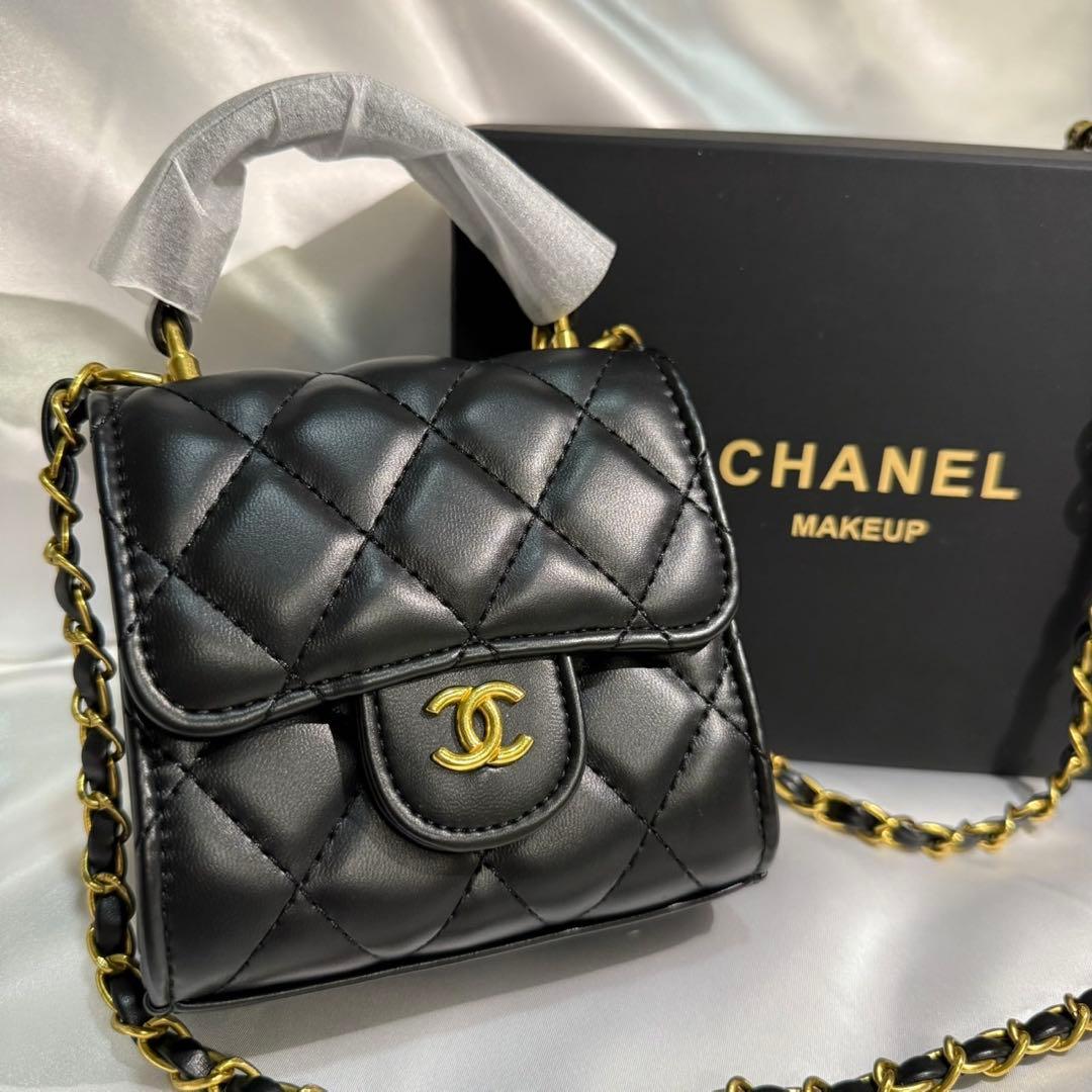 CHANELノベルティバック
