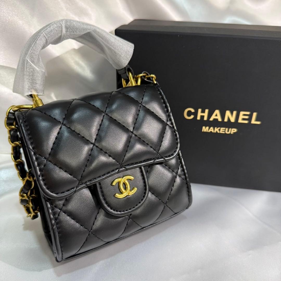 CHANELノベルティバック