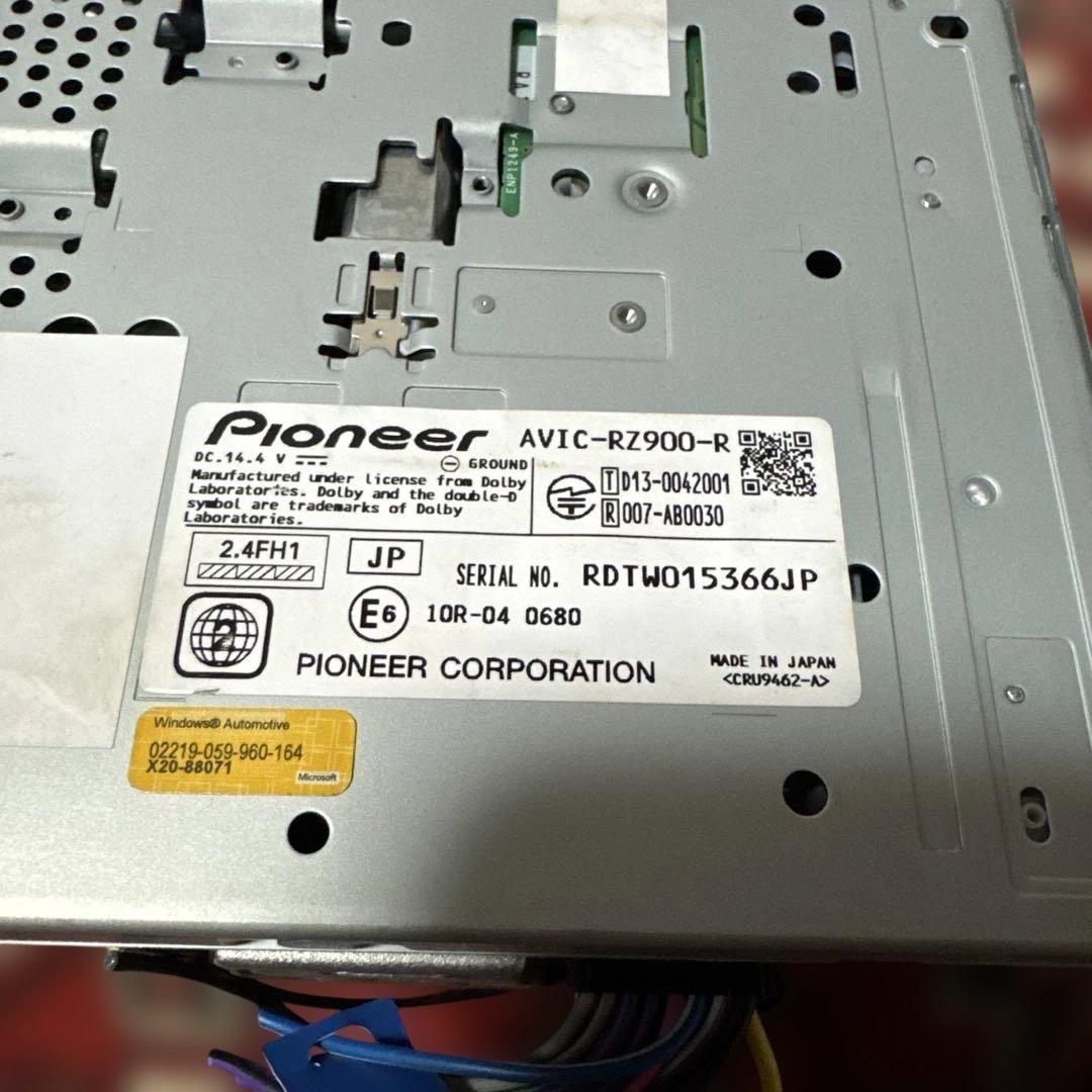Avic-rz900–r ナビ　(carrozzeria)