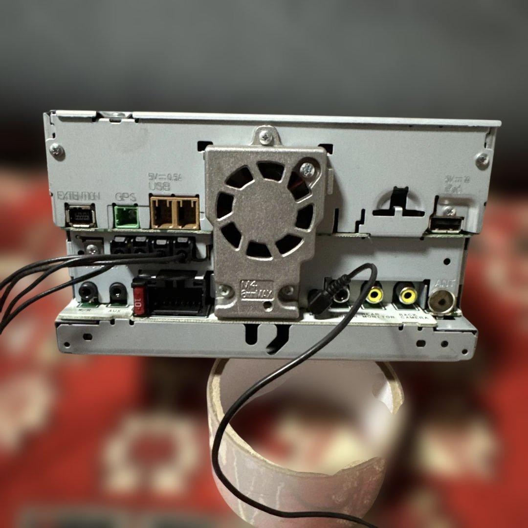 Avic-rz900–r ナビ　(carrozzeria)