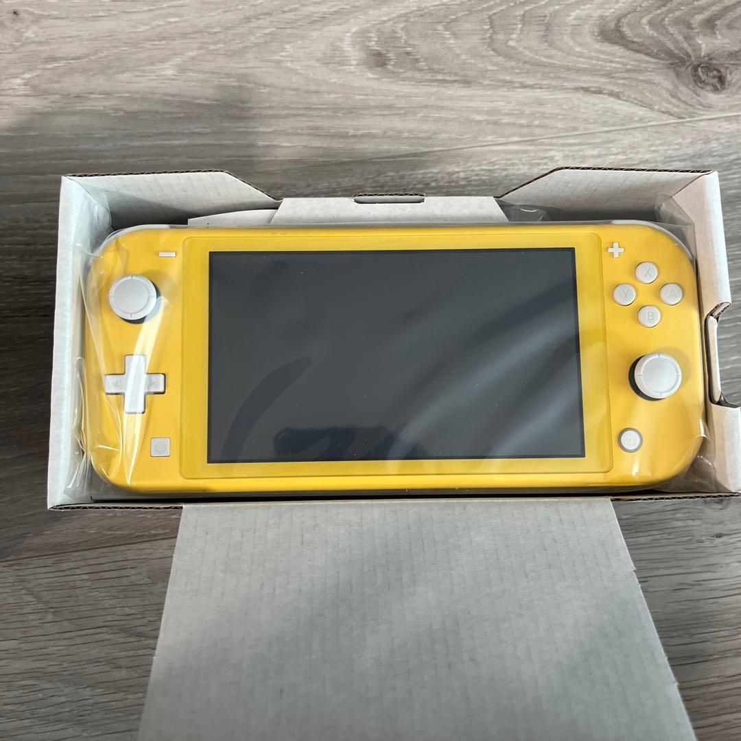 Nintendo Switch Lite イエロー 未使用品
