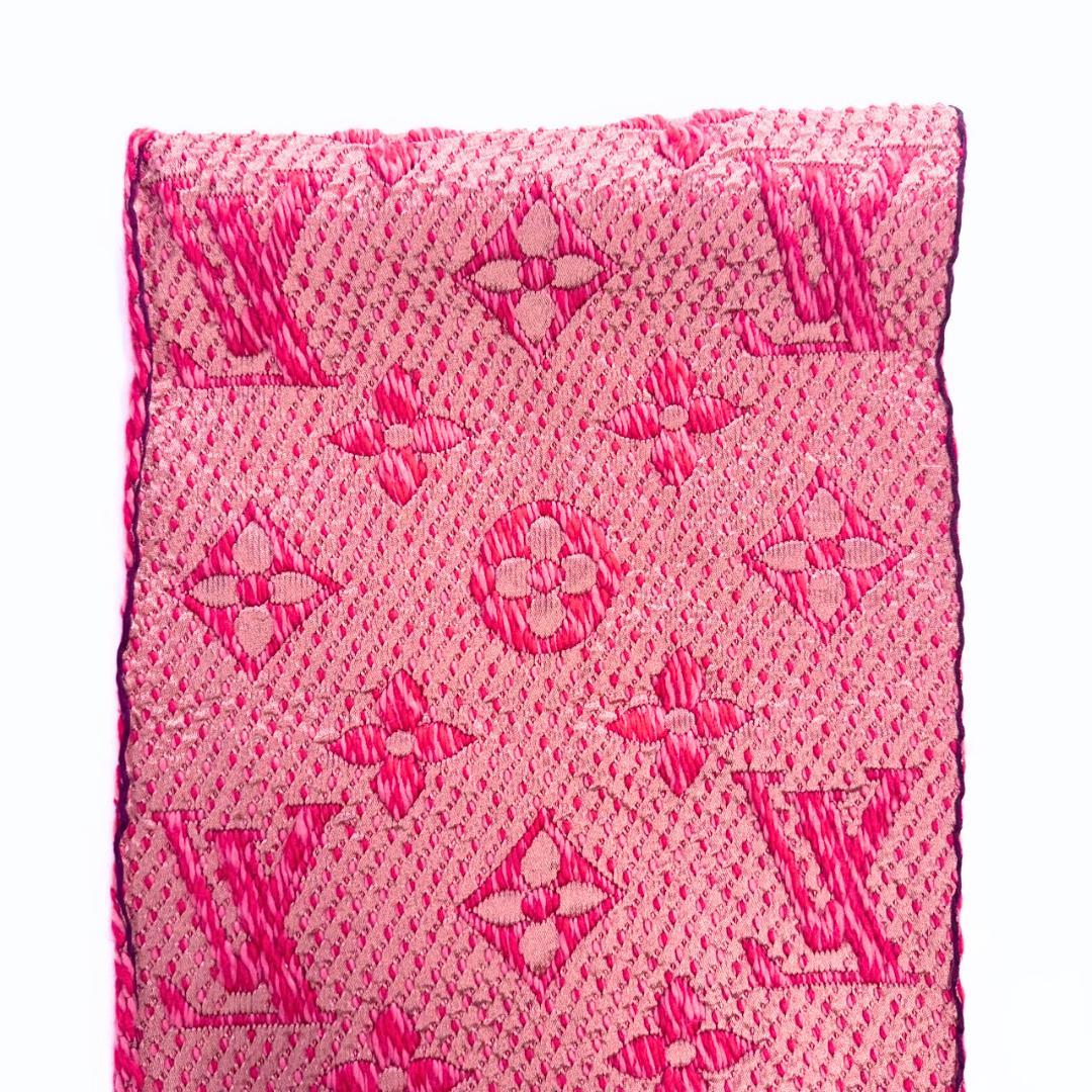 専用 ルイヴィトン エシャルプ・ロゴマニア マフラー ローズピンク M78706