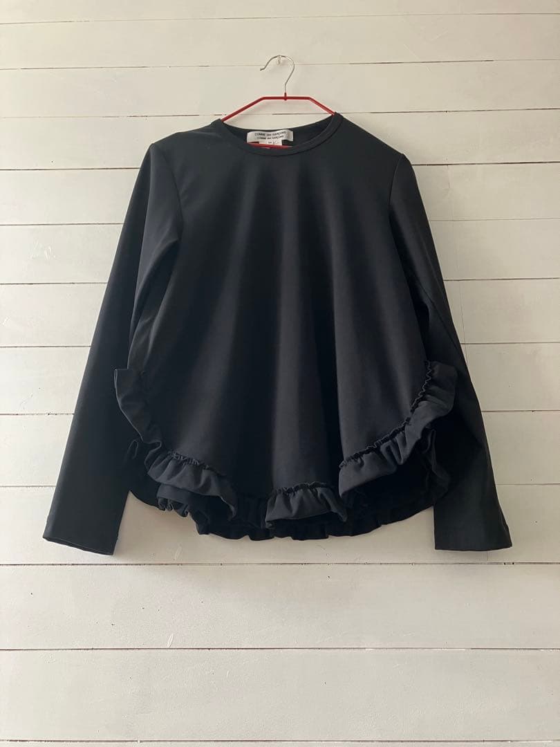 ◆comcom comdesgarçon カットソー　前後フリル　 黒