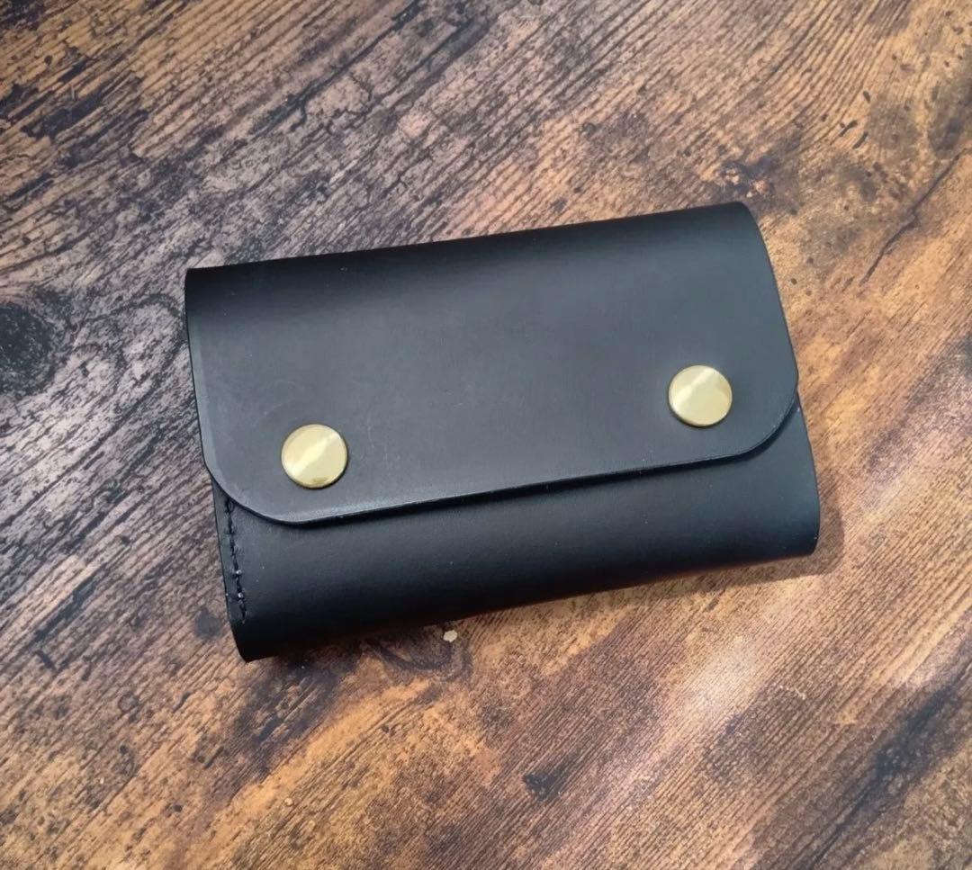 三つ折り トラッカーウォレット ブラック レザー ミドルサイズ