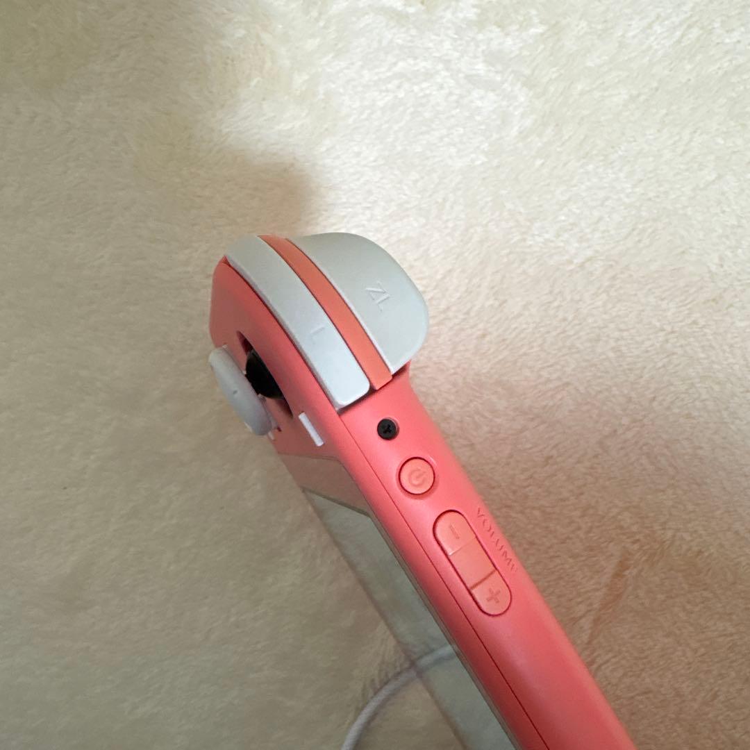 美品　ニンテンドー　スイッチライト　 コーラル