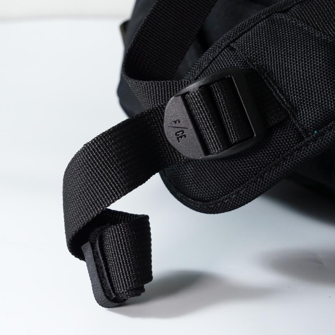 BEAMS LIGHTS F/CE. トラベルバックパック 33L