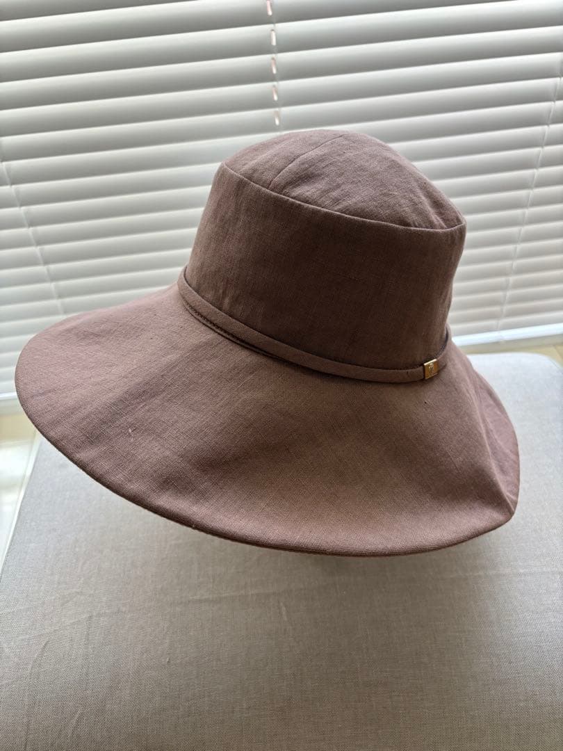ヘレンカミンスキー、リネンのブラウンバケットハット