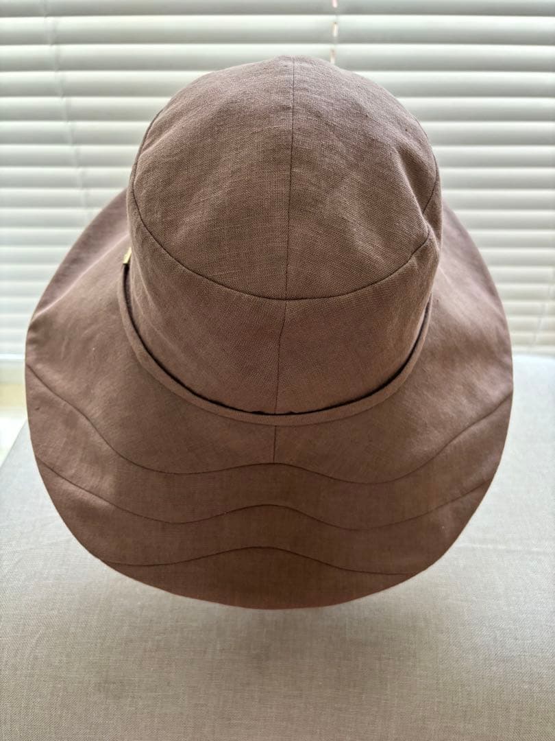 ヘレンカミンスキー、リネンのブラウンバケットハット