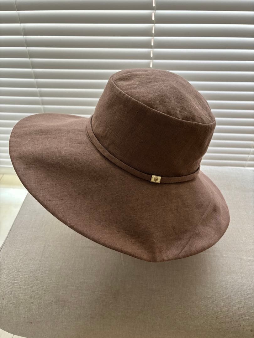 ヘレンカミンスキー、リネンのブラウンバケットハット