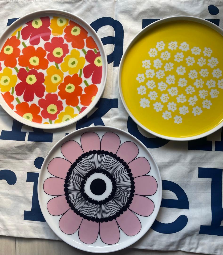 マリメッコ　プレート　3枚セット　ウニッコ　プケッティ　ケスティト