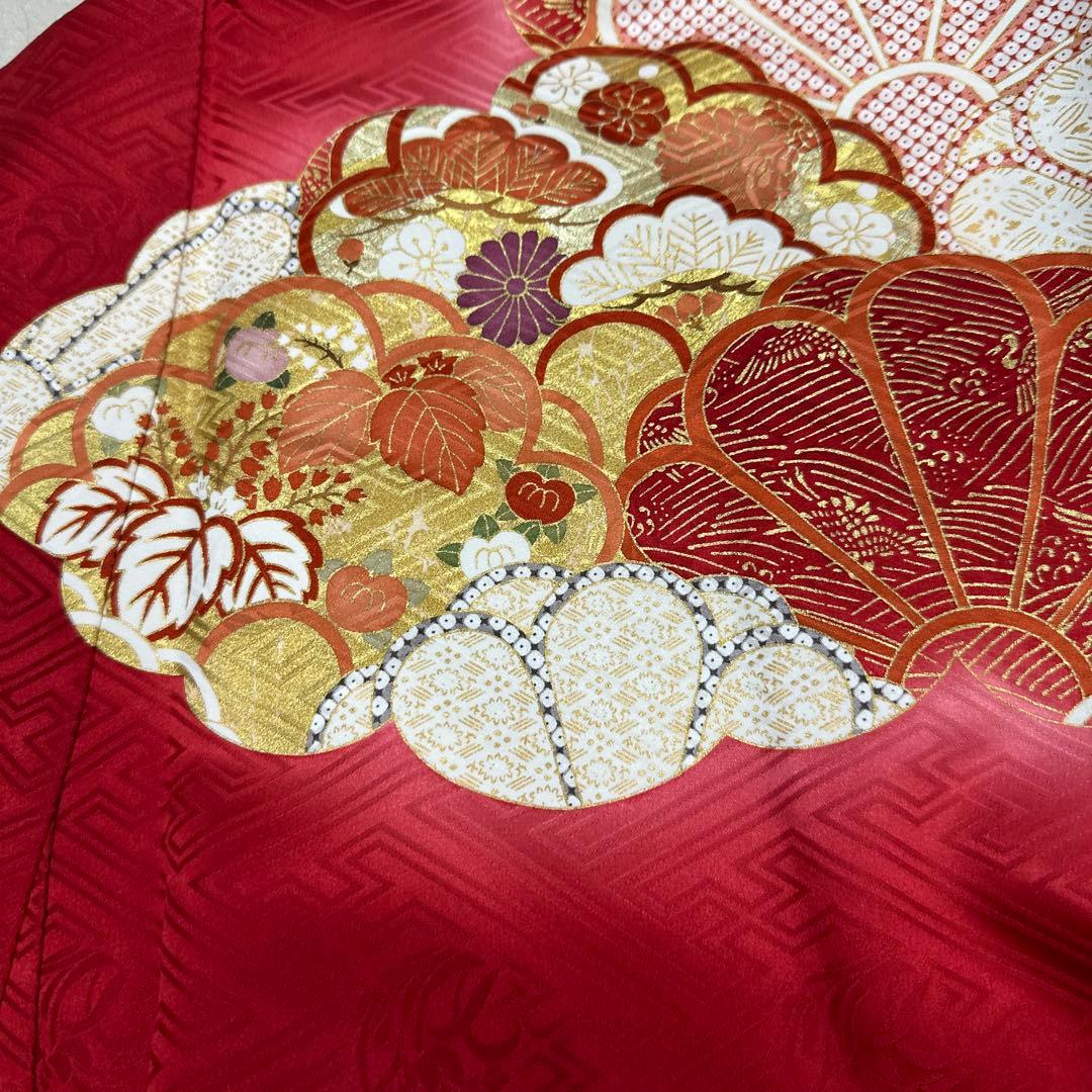 吉澤友禅 赤地暈し 振袖 菊尽くし 松竹梅 大きいサイズ