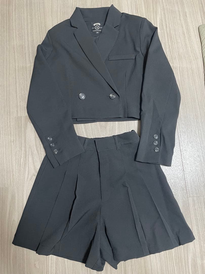 値下げLOVE TOXICフォーマルスーツ中古ブラック