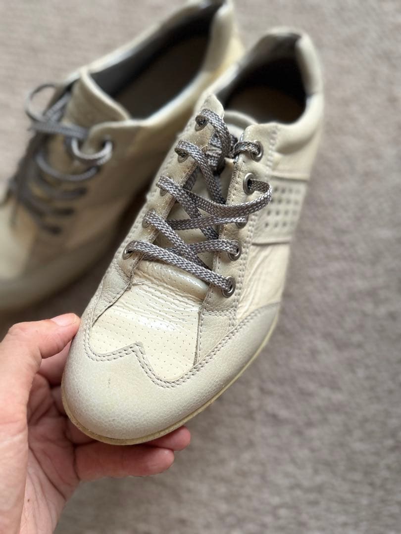 Ecco ベージュ スニーカー 女性用