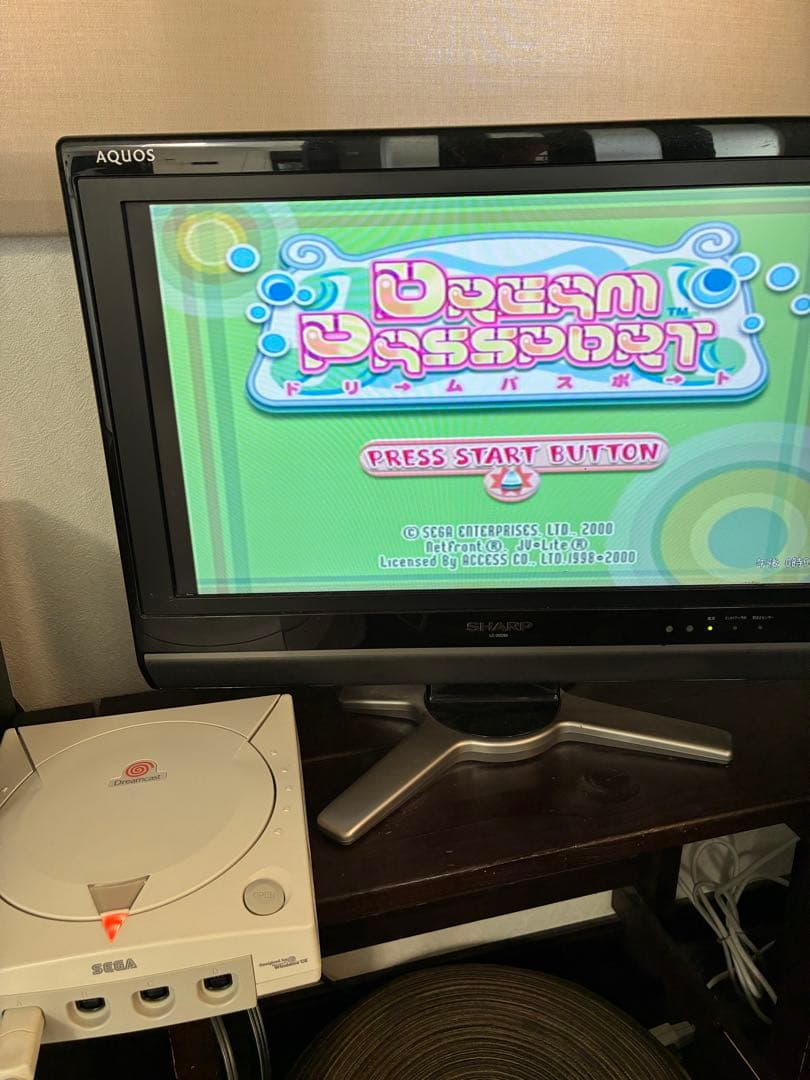 動作確認済　SEGA Dreamcast 本体 コントローラー付き　美品