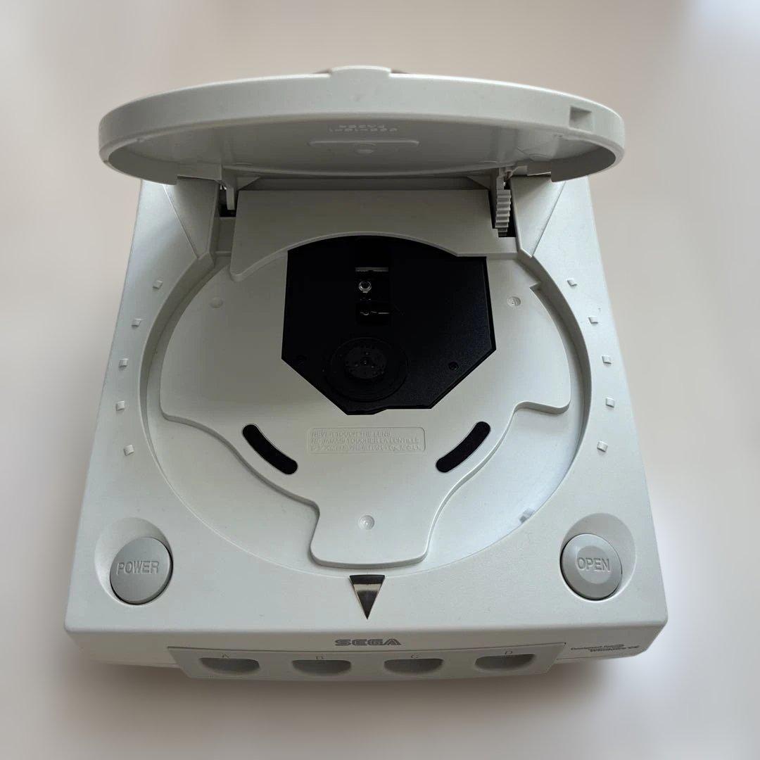 動作確認済　SEGA Dreamcast 本体 コントローラー付き　美品