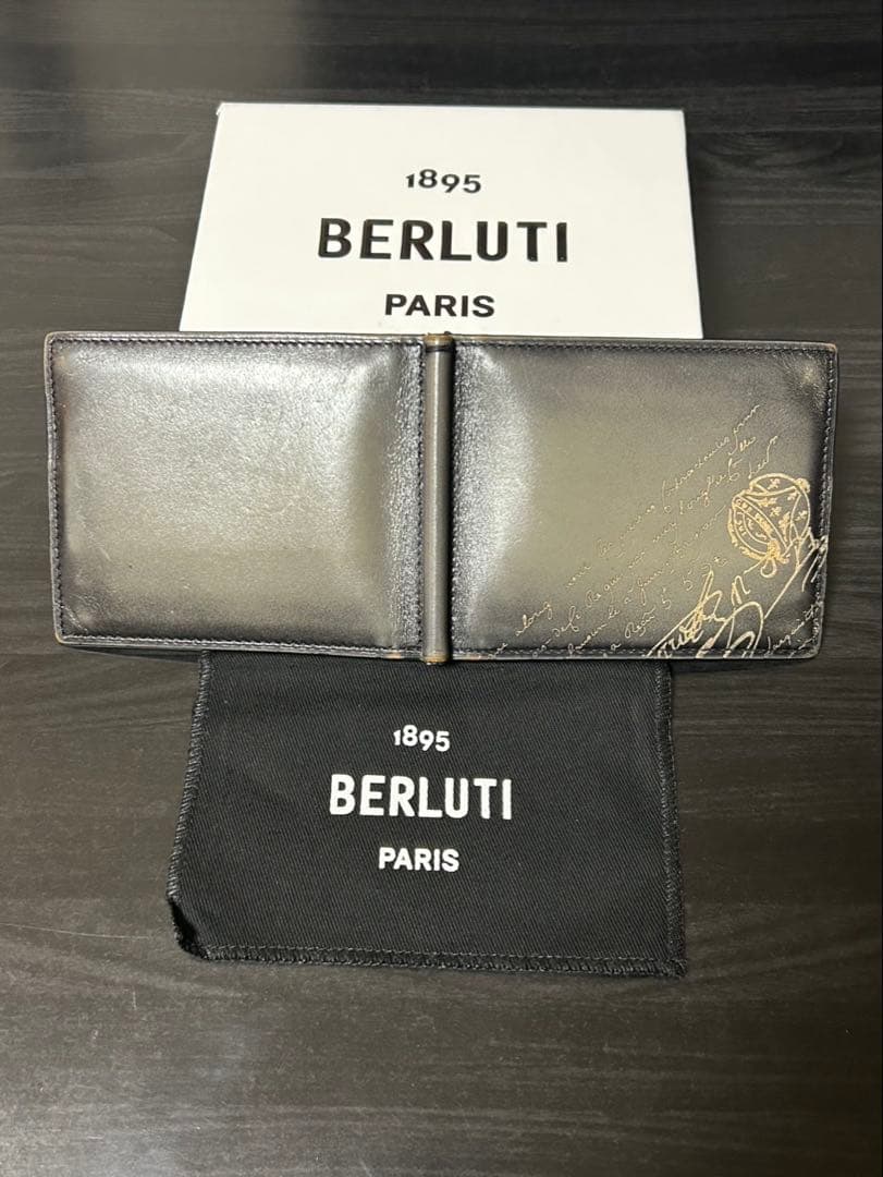 ベルルッティ フィギュア スクリットレザー コンパクトウォレット マネークリップ