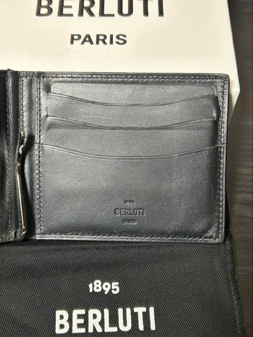 ベルルッティ フィギュア スクリットレザー コンパクトウォレット マネークリップ