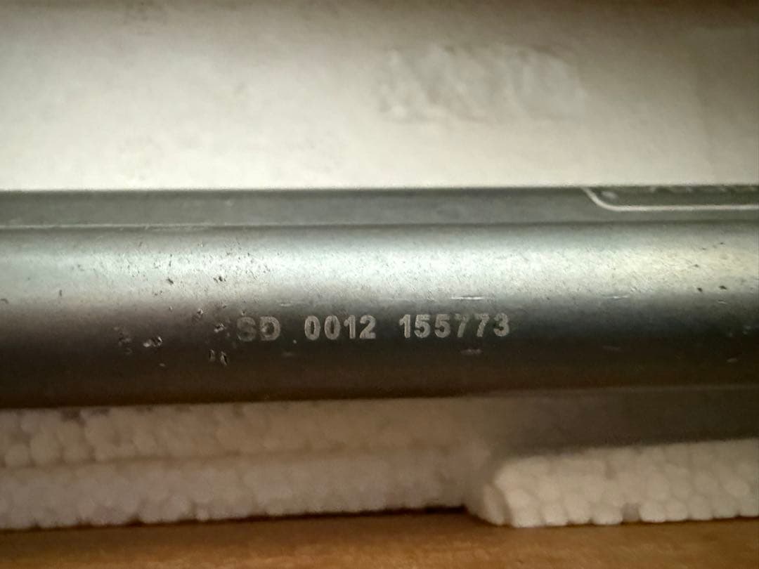 オーリンズ　ステアリング　ダンパー