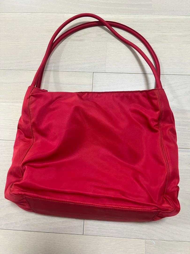 PRADA 赤 トートバッグ
