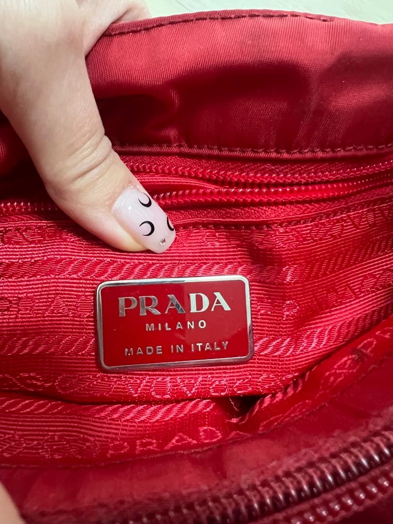 PRADA 赤 トートバッグ