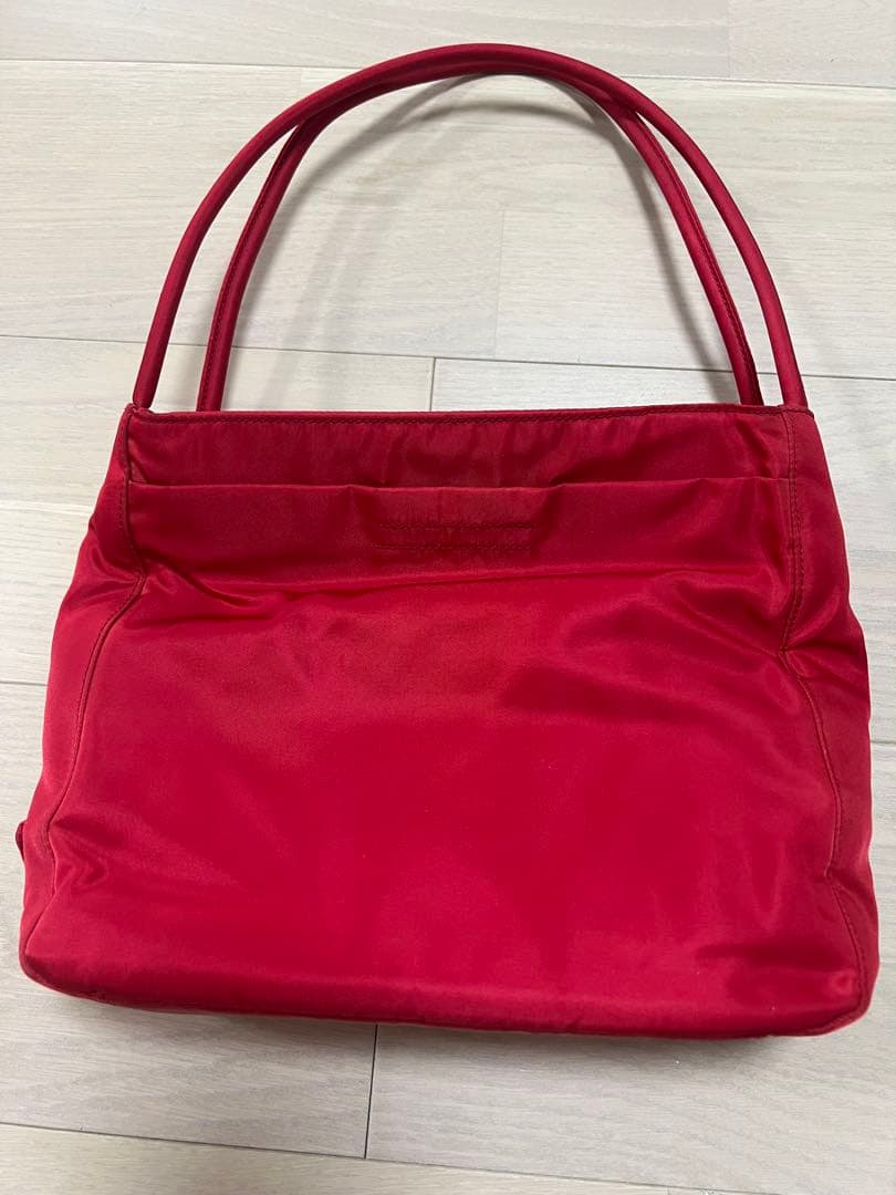 PRADA 赤 トートバッグ