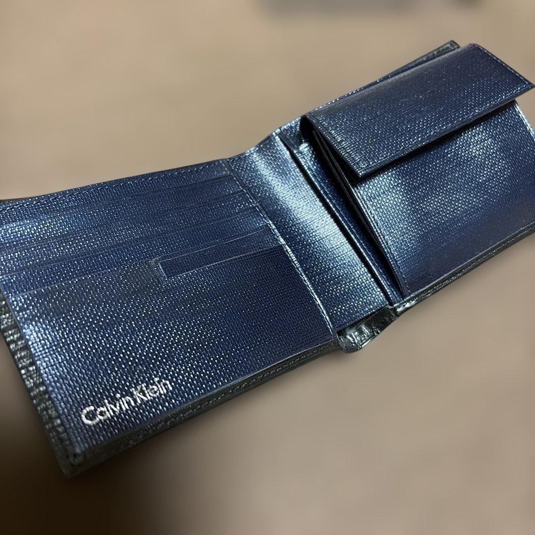   二つ折り財布 新品未使用品