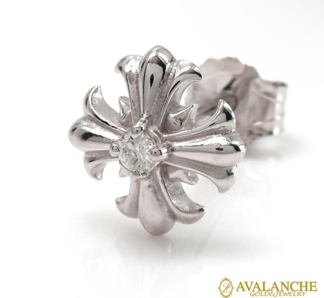 シルバー クロス　ダイヤモンド　ホワイトゴールド　ピアス　スタッドピアス