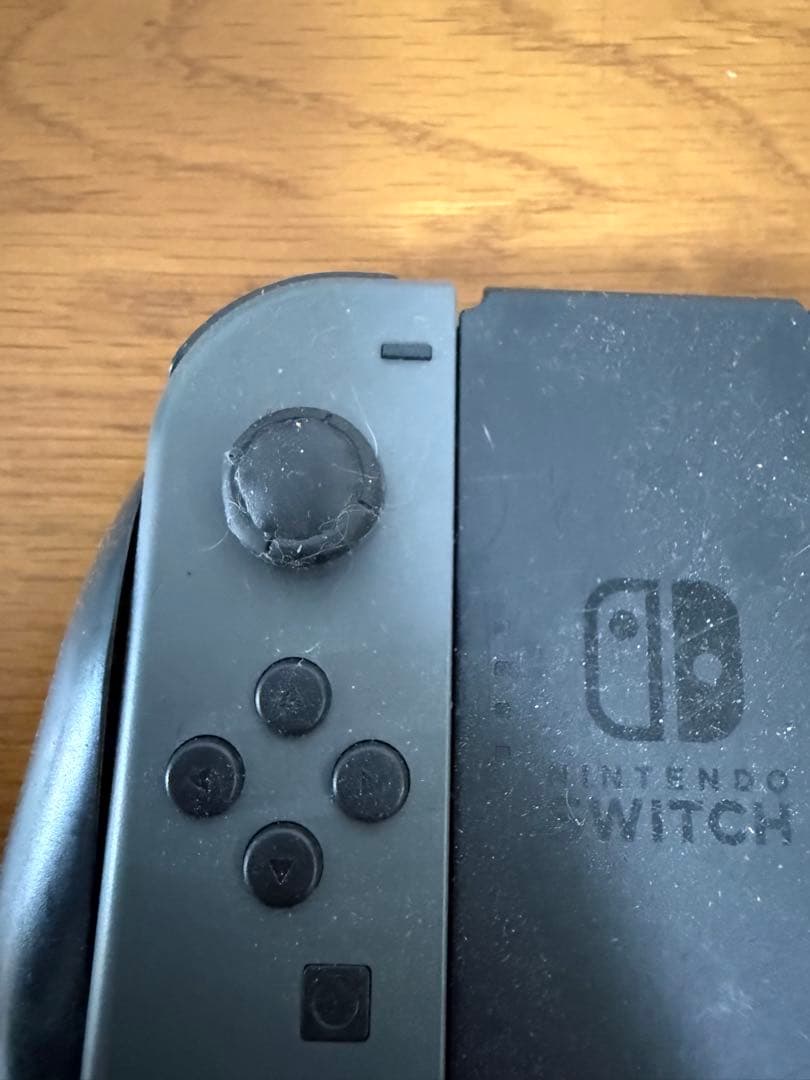 Nintendo Switch 本体とJoy-Conセット