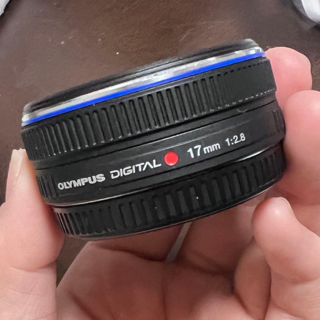 Olympus 17mm f/2.8 単焦点レンズ /パンケーキレンズ