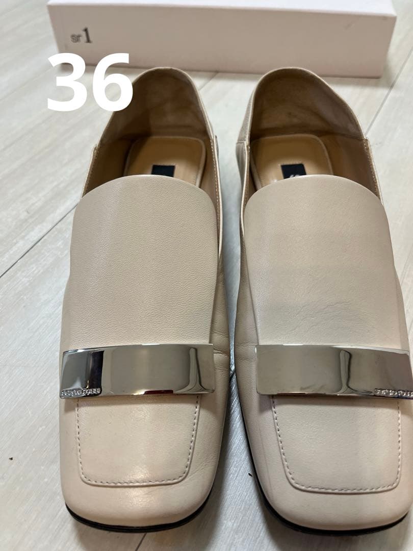 セルジオロッシ　sr1　スリッパ　フラット　ベージュ×シルバー　36